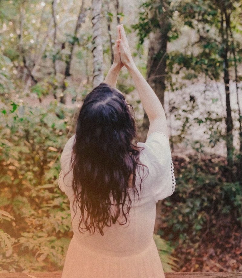 I am the peace I seek, hands in prayer, peaceful.